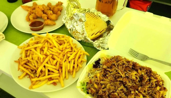 Kebab Pizza Factory Kebab Factory Obchod S kebabem - Mělnická 345